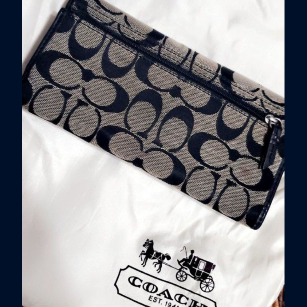 Coach wallet